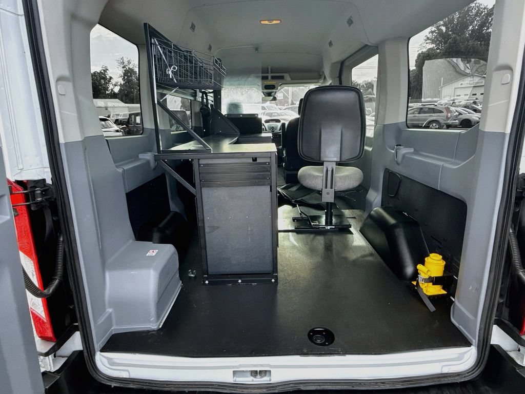 Used 2019 Ford Transit 150 XLT RWD image 25