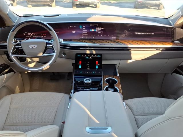 Certified 2025 Cadillac Escalade Sport Platinum AWD/4WD image 19