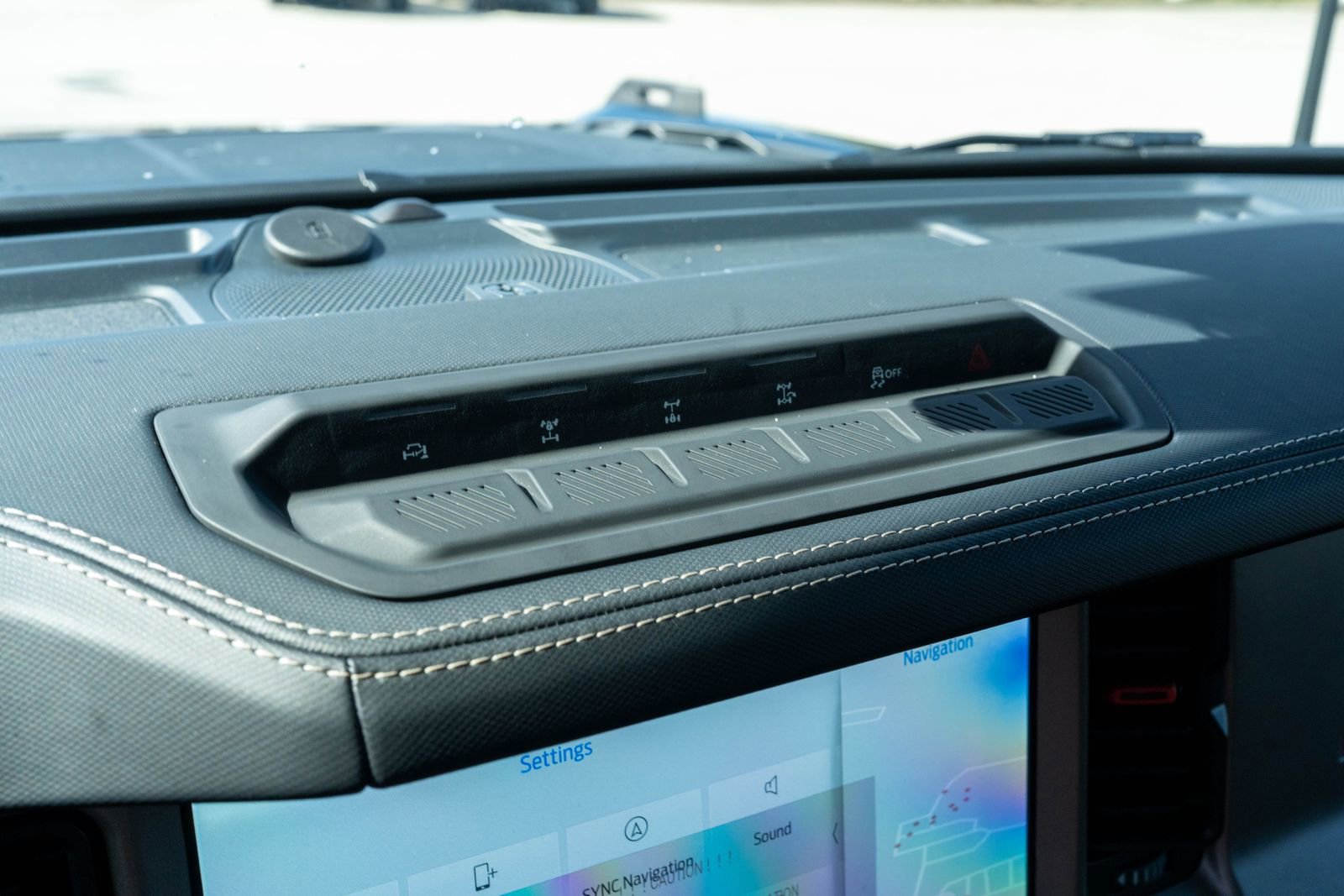 Used 2024 Ford Bronco Raptor w/ Interior Carbon Fiber Pack 6 image 22