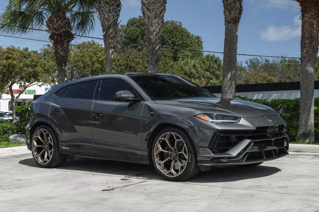 Used 2023 Lamborghini Urus Performante image 10