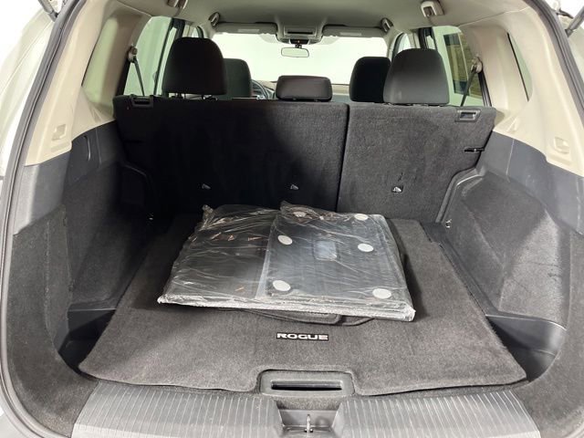 Used 2023 Nissan Rogue S FWD image 45