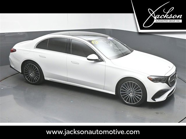 Used 2025 Mercedes-Benz E 350 Sedan image 42