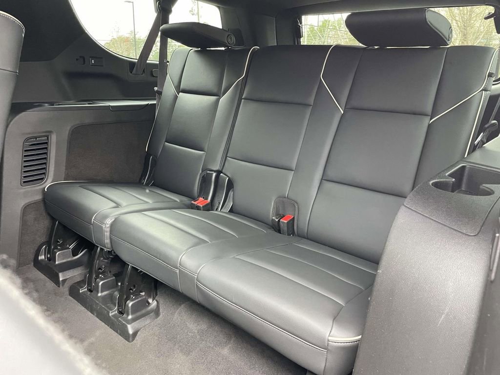 Certified 2024 Cadillac Escalade ESV Premium Luxury image 12