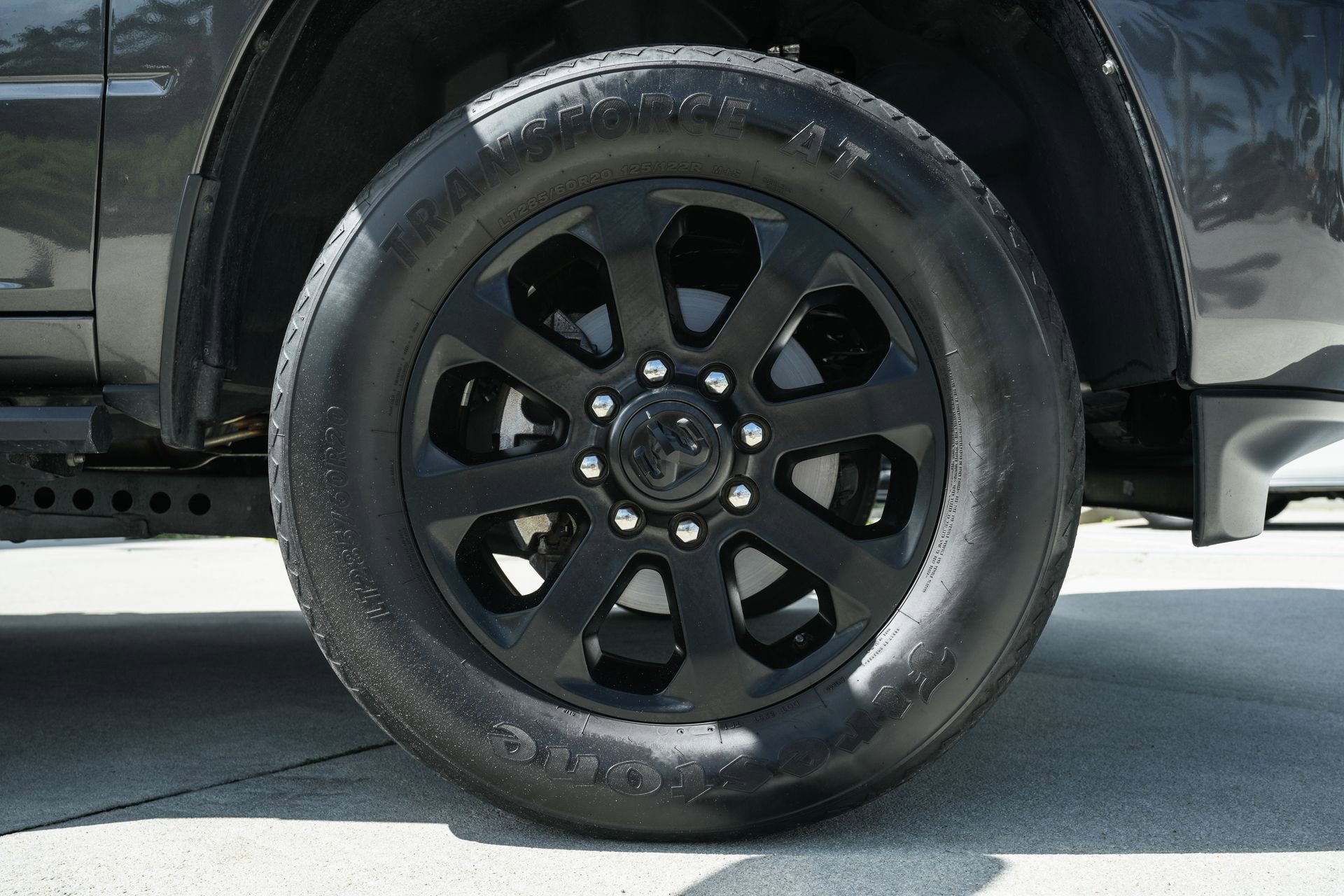 Used 2024 RAM 3500 Laramie w/ Night Edition image 29