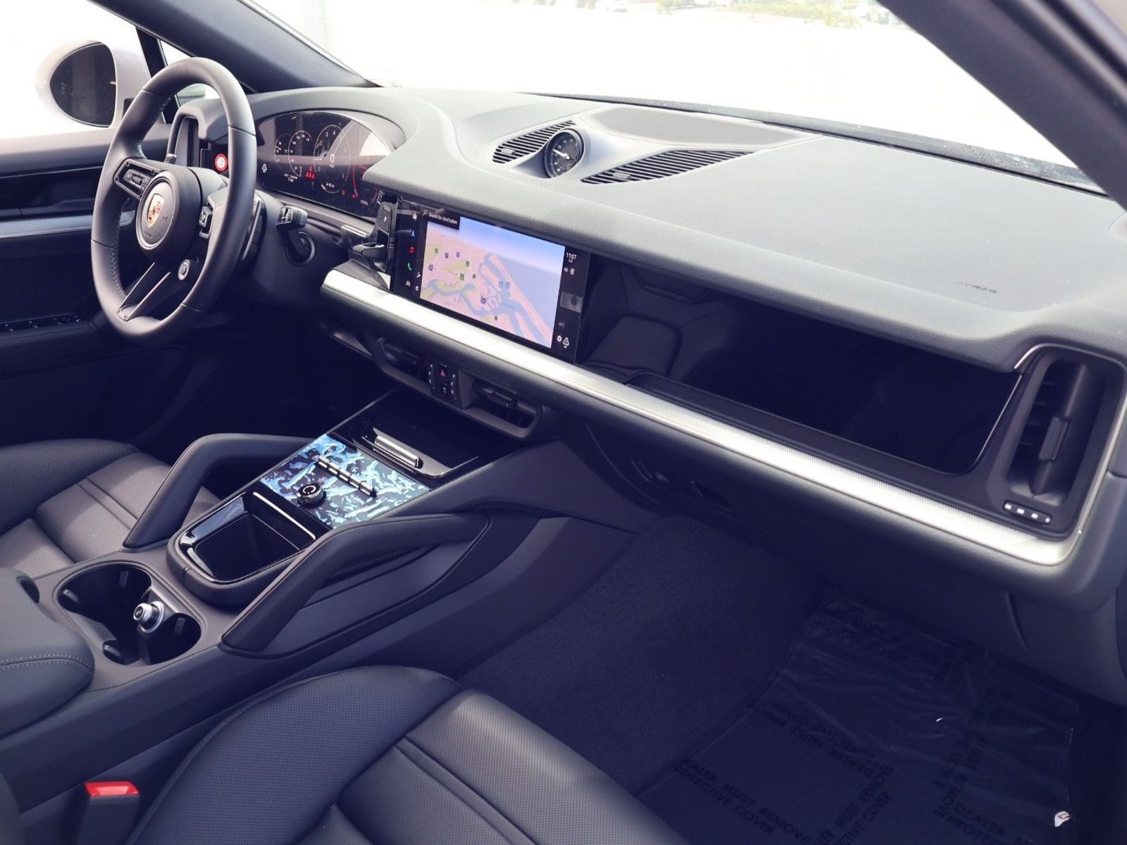 New 2026 Porsche Cayenne Coupe AWD/4WD image 25