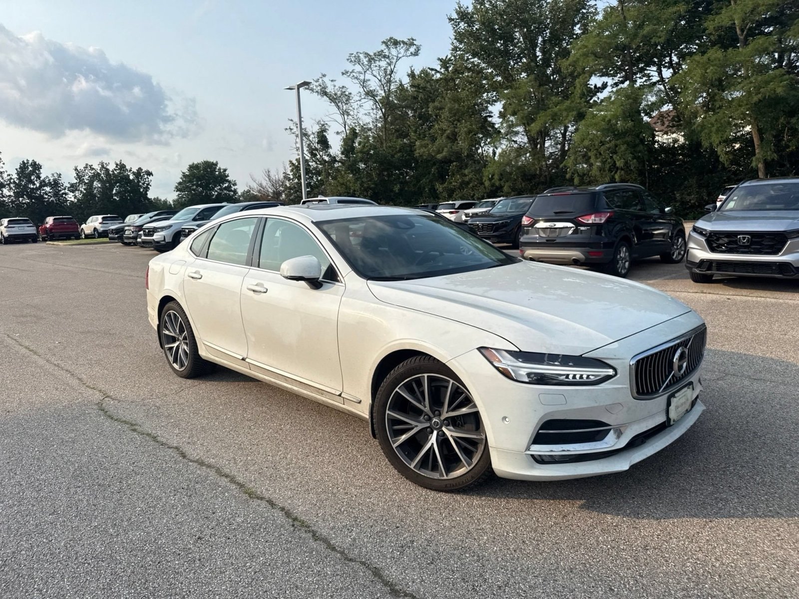 Used 2017 Volvo S90 T6 Inscription w/ Vision Package AWD/4WD image 28
