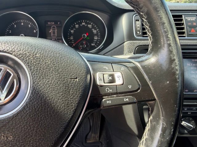 Used 2017 Volkswagen Jetta SE FWD image 17