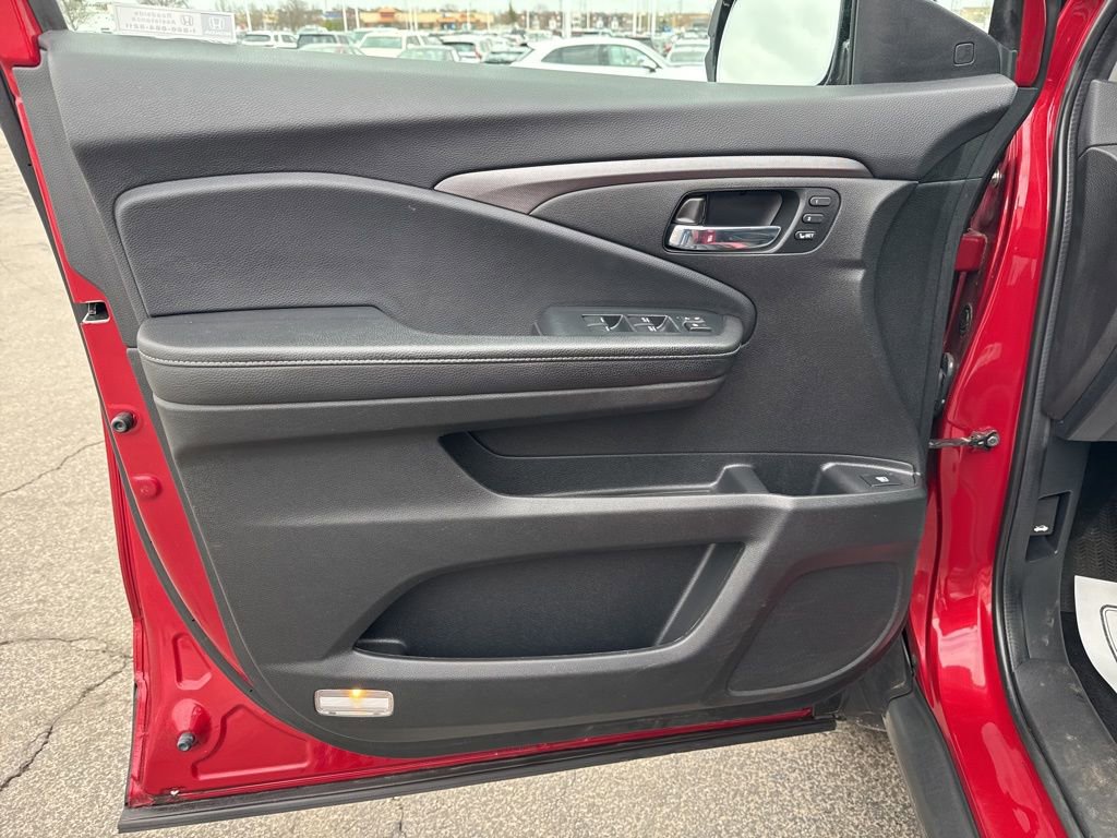 Used 2023 Honda Ridgeline RTL-E image 32