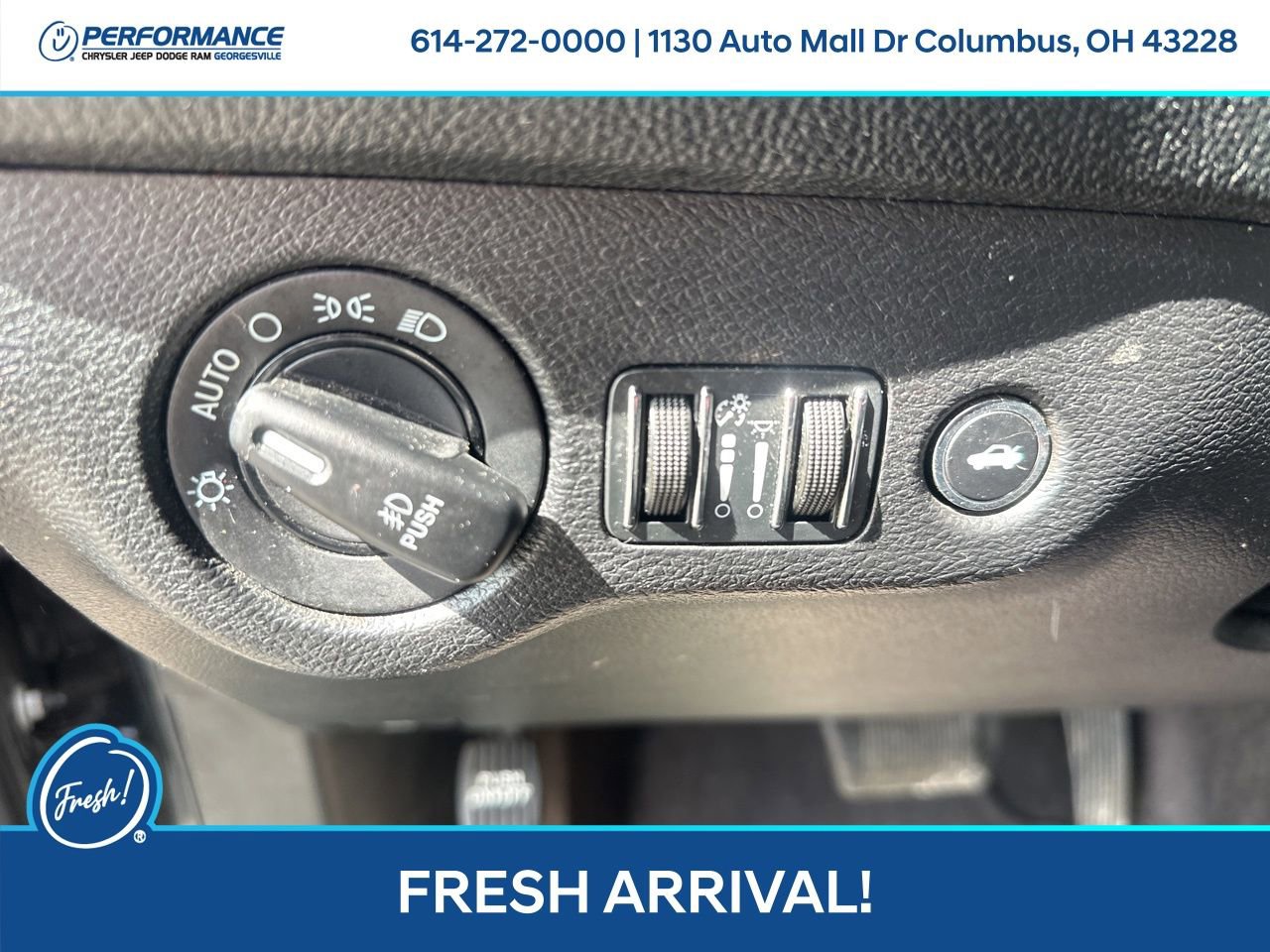 Used 2016 Dodge Challenger SXT Plus image 16