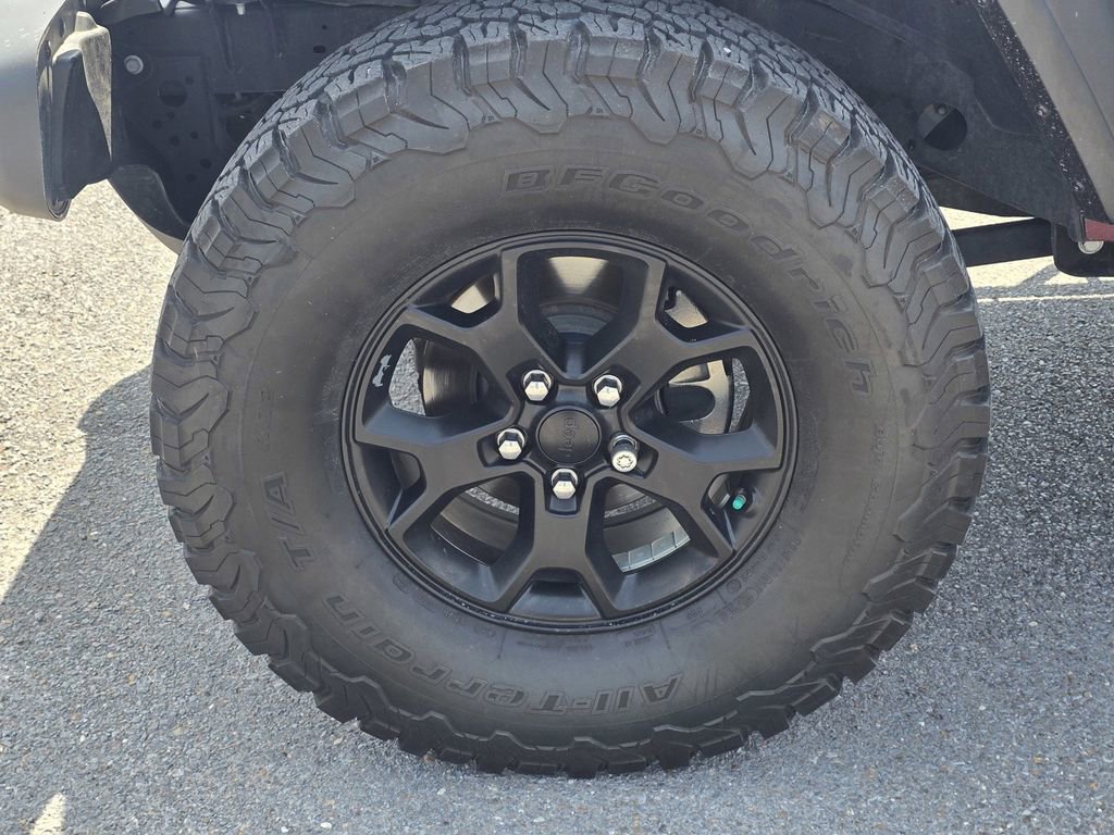 Used 2021 Jeep Wrangler Unlimited Sport AWD/4WD image 9