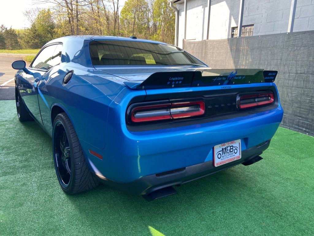 Used 2015 Dodge Challenger R/T w/ Quick Order Package 22B R/T RWD image 8
