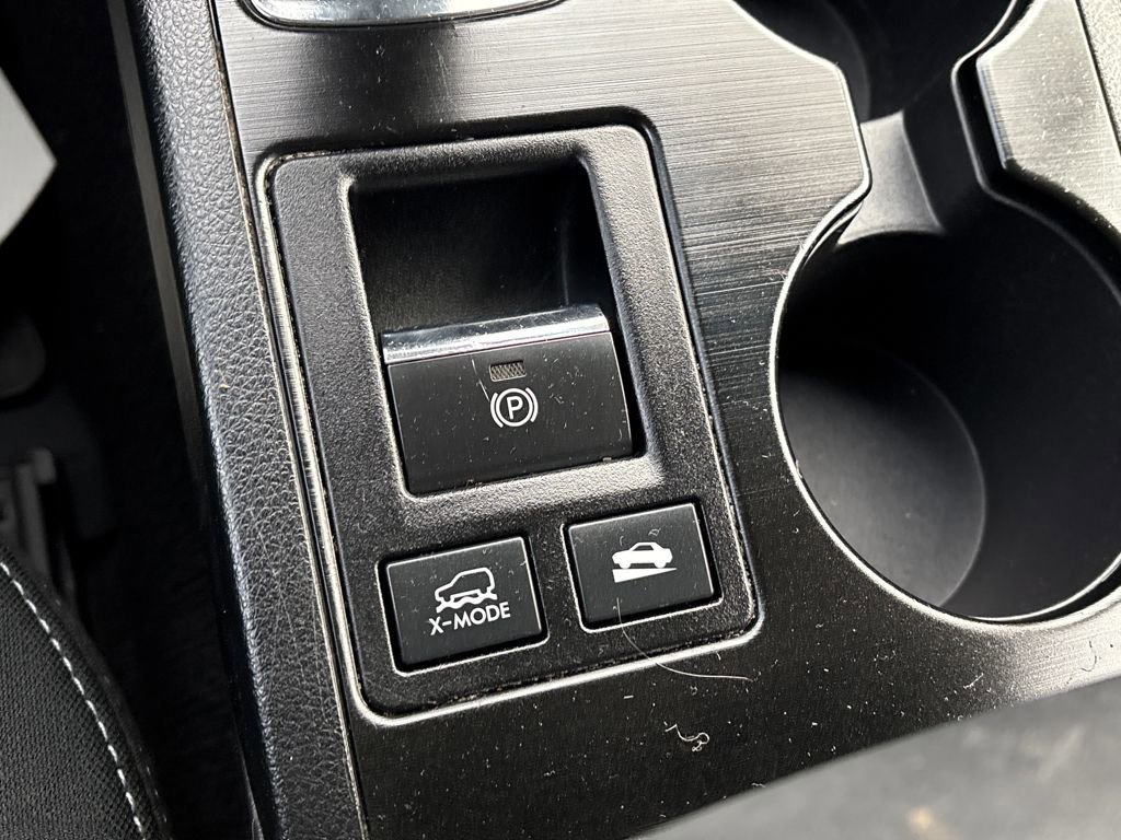 Used 2016 Subaru Outback 2.5i Premium image 17