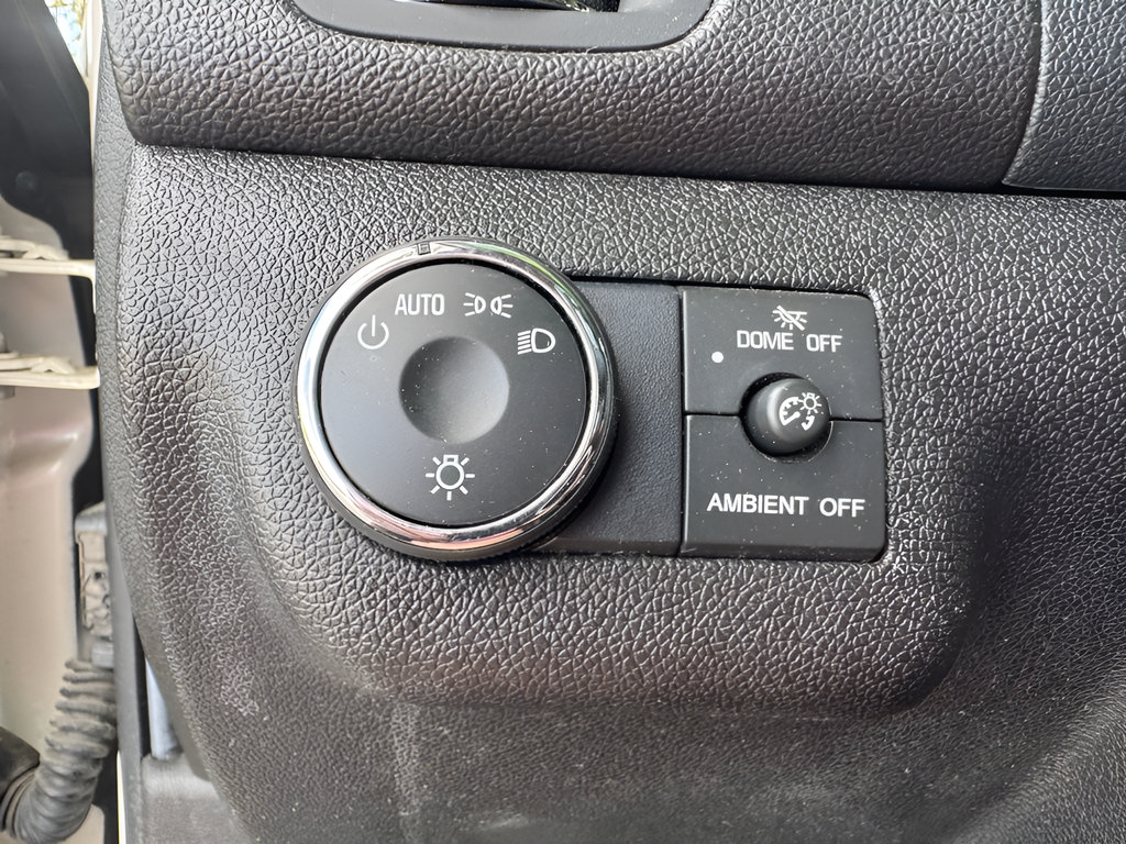Used 2014 Buick Enclave Premium FWD image 24