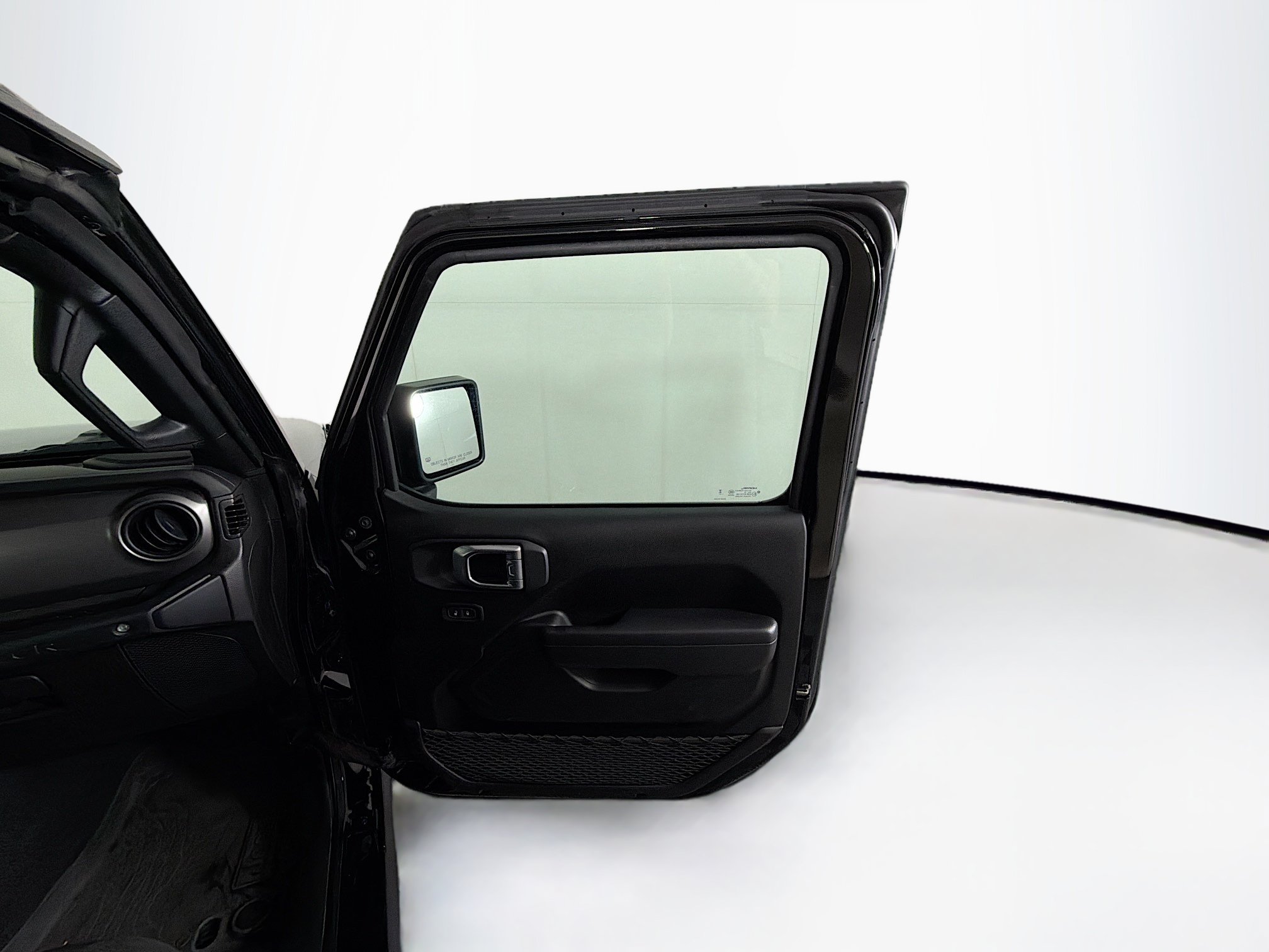 Used 2023 Jeep Wrangler Unlimited w/ Sun & Screen Package AWD/4WD image 31