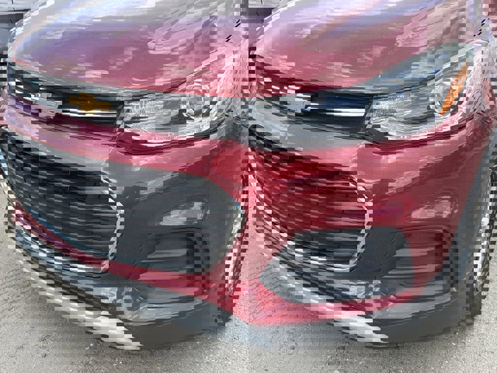 Used 2019 Chevrolet Trax LT w/ Driver Confidence Package image 9