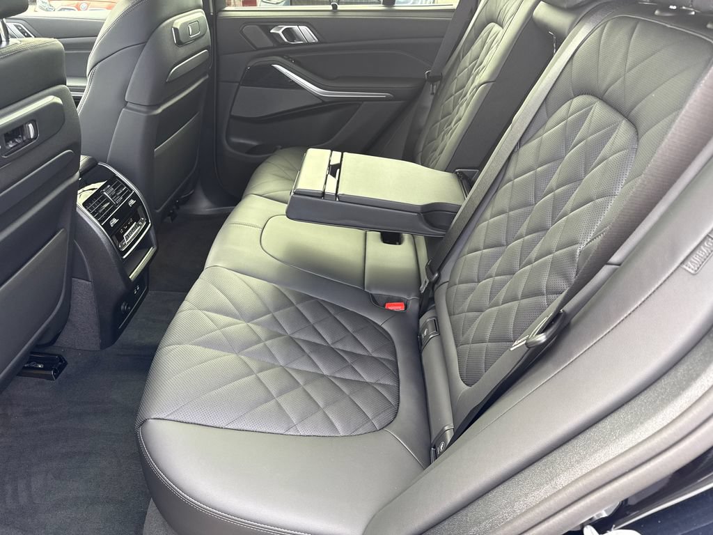 New 2026 BMW X5 xDrive50e w/ Executive Package AWD/4WD image 18