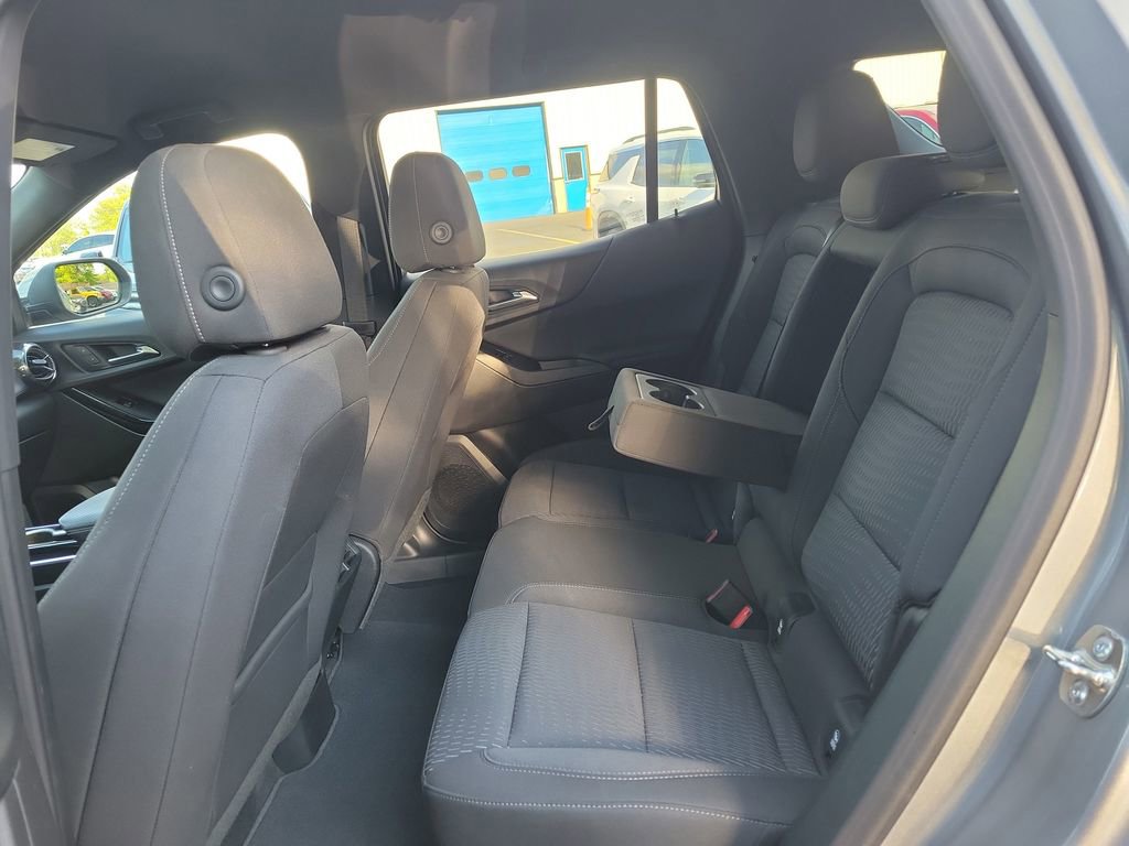 Used 2025 Chevrolet Equinox LT w/ Midnight Edition AWD/4WD image 13
