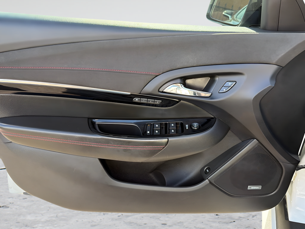 Used 2015 Chevrolet SS RWD image 37