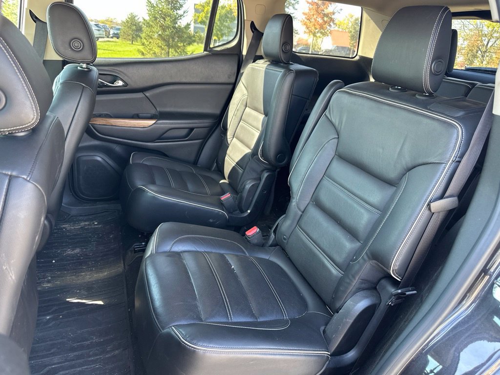 Used 2017 GMC Acadia Denali w/ Technology Package FWD image 15
