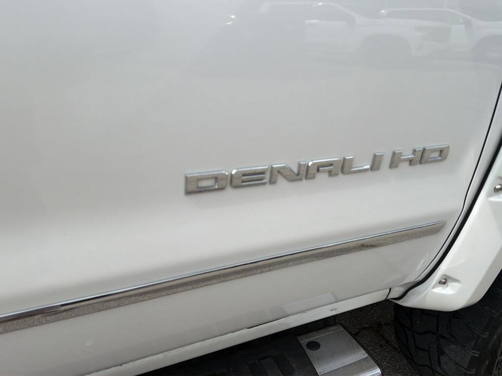 Used 2019 GMC Sierra 2500 Denali w/ Duramax Plus Package image 10
