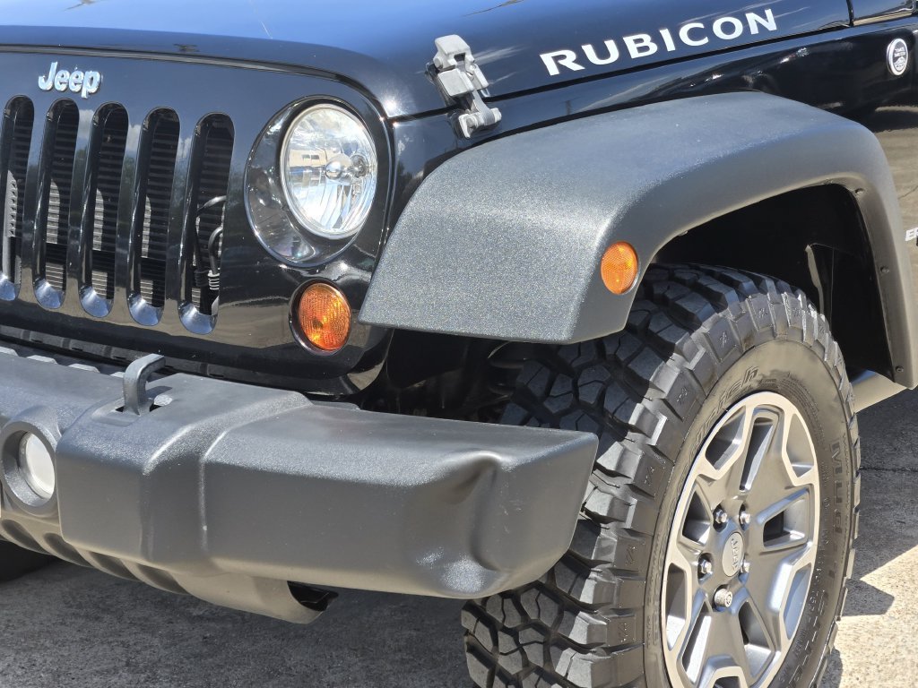 Used 2013 Jeep Wrangler Rubicon w/ PWR Convenience Group AWD/4WD image 13