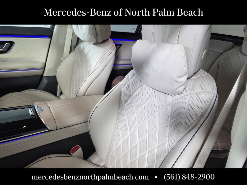 Used 2024 Mercedes-Benz S 580e 4MATIC Sedan image 11