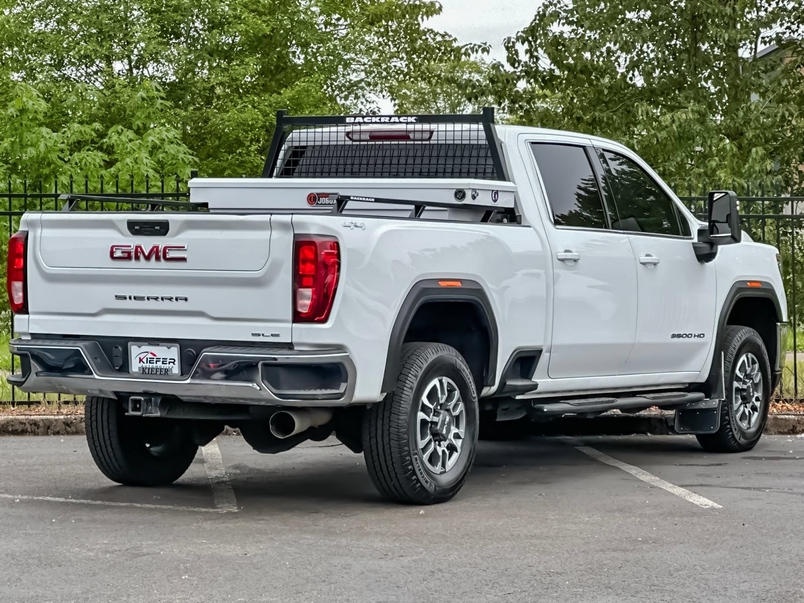 Used 2022 GMC Sierra 3500 SLE w/ Fleet Comfort Package AWD/4WD image 3