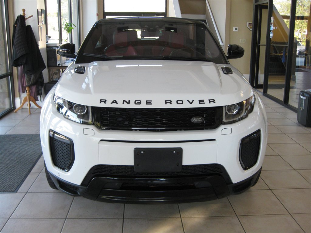 Used 2017 Land Rover Range Rover Evoque HSE Dynamic AWD/4WD image 2