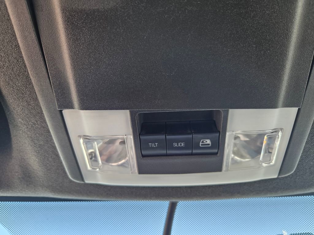 Used 2015 Ford F250 Lariat w/ Lariat Ultimate Package image 19