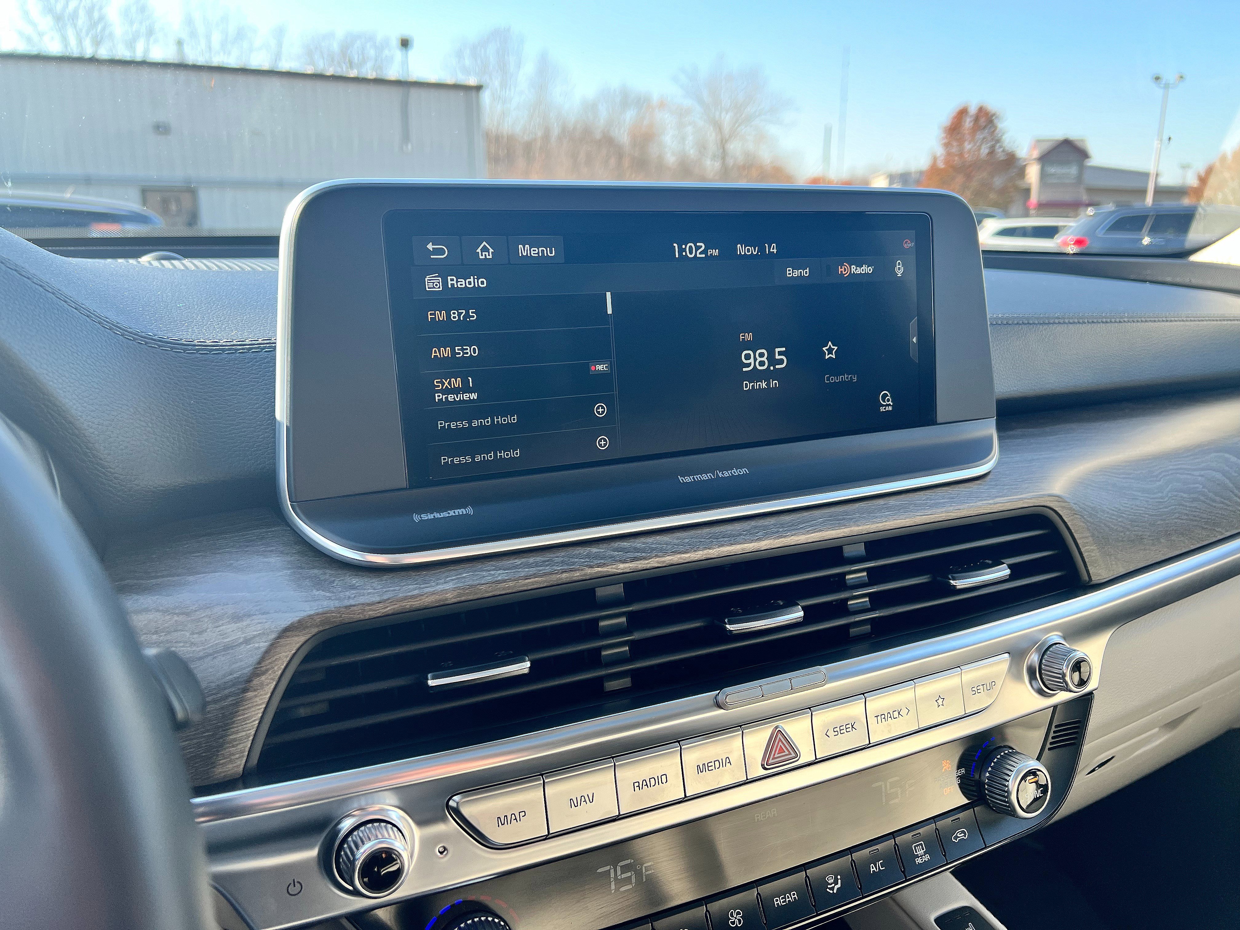 Used 2020 Kia Telluride SX w/ SX Prestige Package image 18