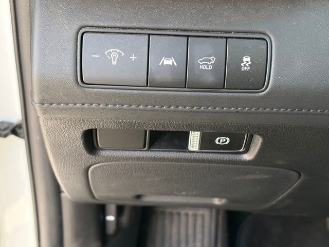 Used 2023 Hyundai Santa Fe SEL w/ Premium Package image 26