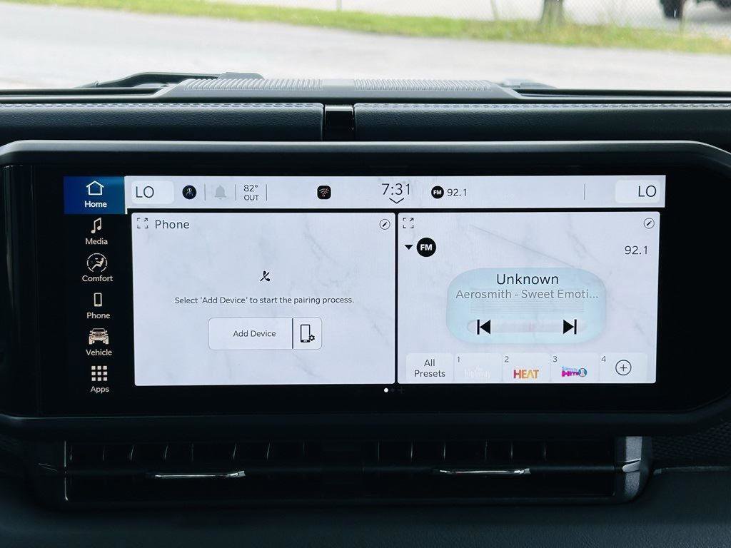 New 2025 Jeep Gladiator Rubicon image 18