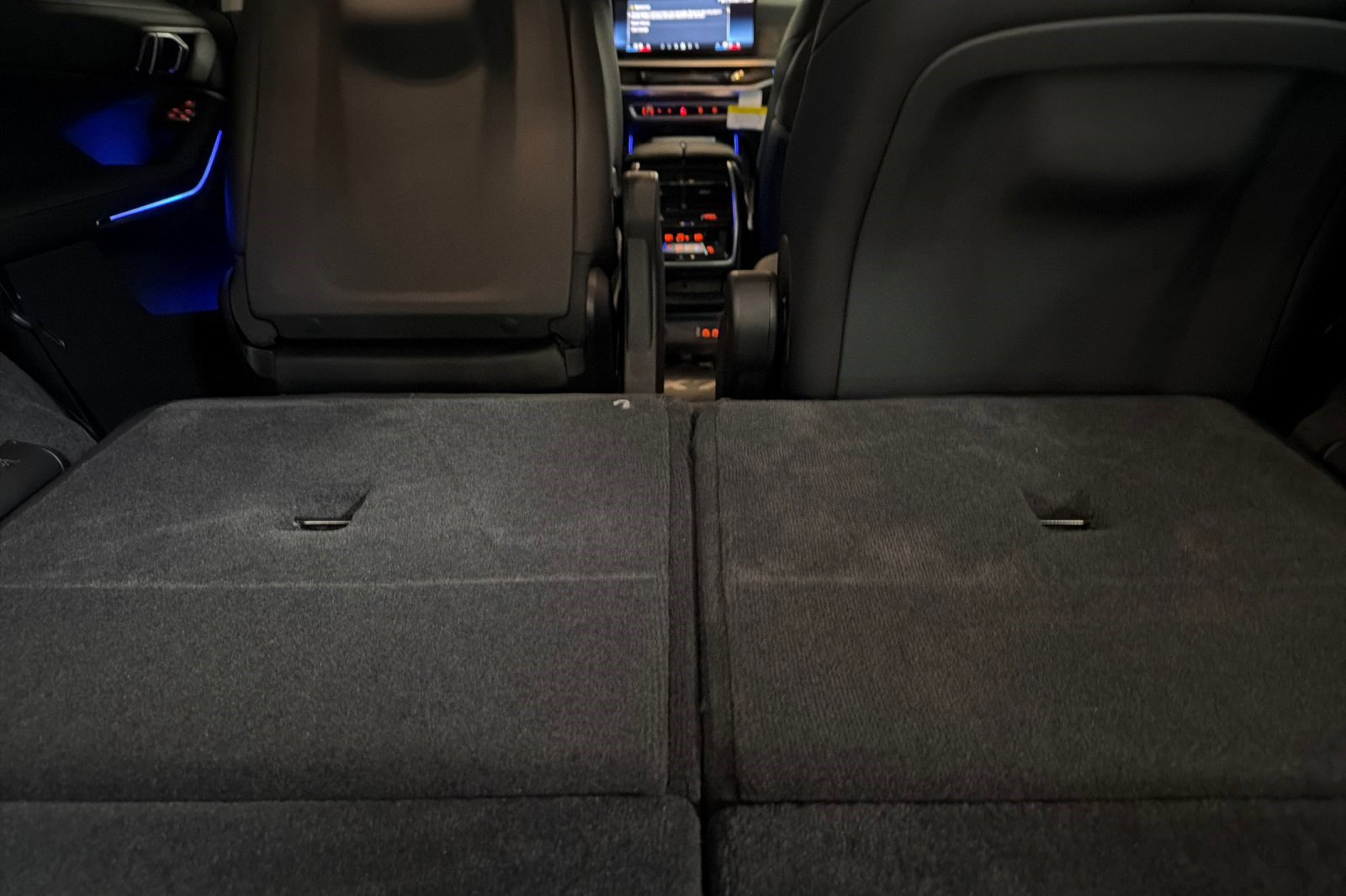 Used 2026 BMW X7 xDrive40i w/ Premium Package AWD/4WD image 24