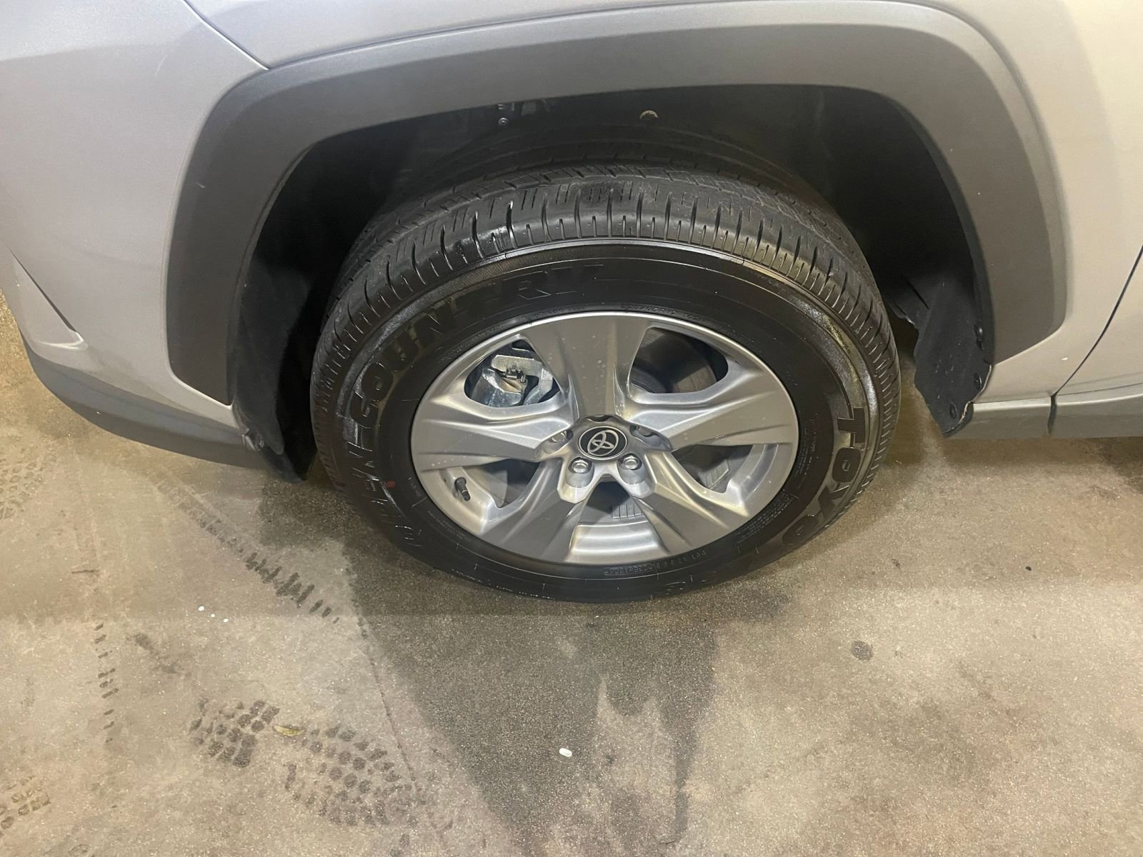 Used 2025 Toyota RAV4 LE image 30