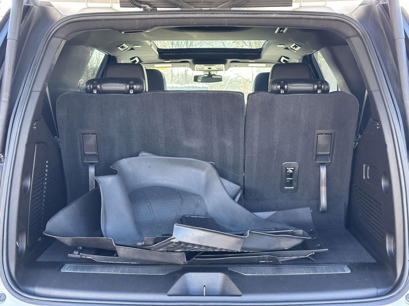 Used 2021 Chevrolet Tahoe Z71 image 24