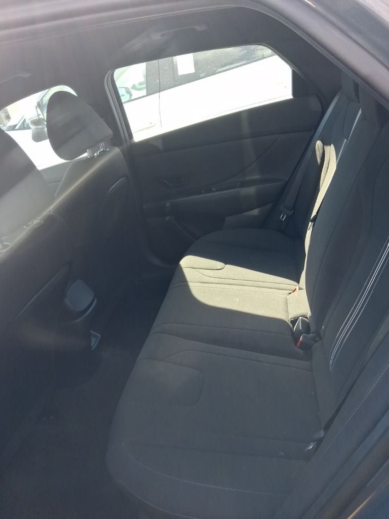 Used 2026 Hyundai Elantra Sport FWD image 6
