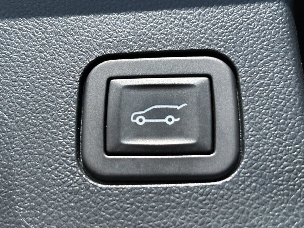 Used 2025 Chevrolet Equinox LT w/ Convenience Package II AWD/4WD image 27