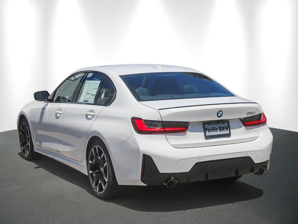 New 2026 BMW 330i Sedan w/ M Sport Package RWD image 4