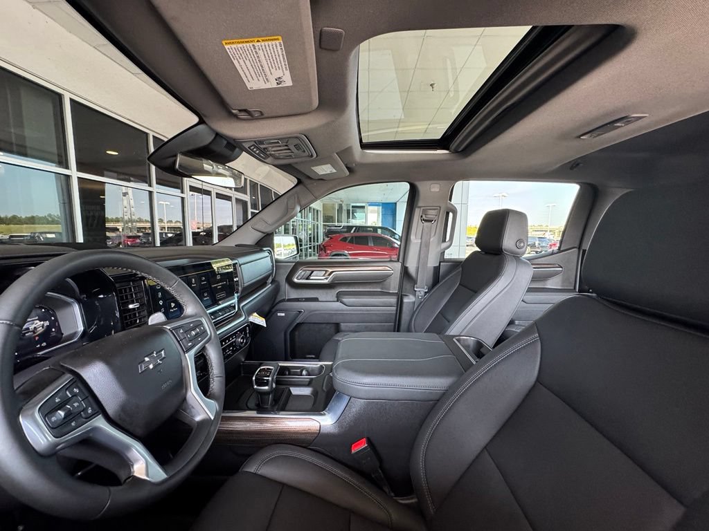 Used 2026 Chevrolet Silverado 1500 LT Trail Boss w/ Safety Package AWD/4WD image 20
