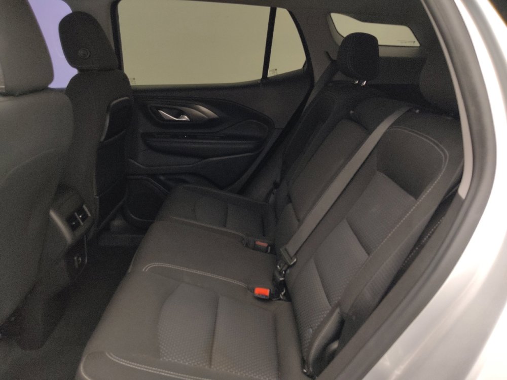 Used 2022 GMC Terrain SLE image 18