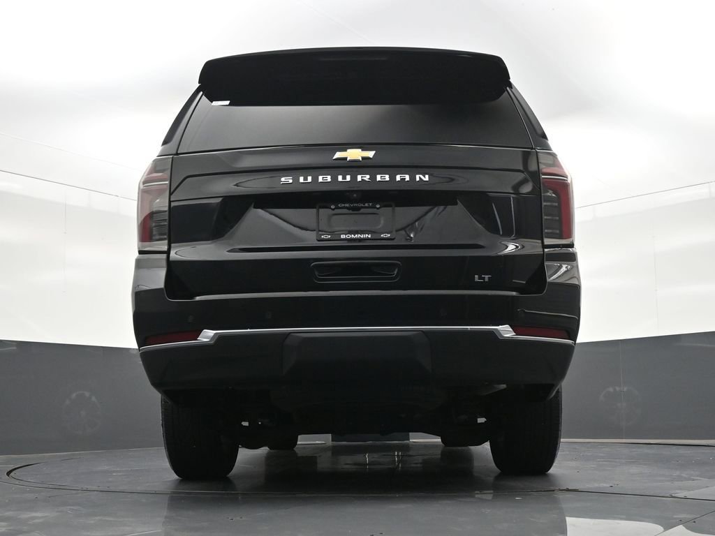 Used 2025 Chevrolet Suburban LT RWD image 28