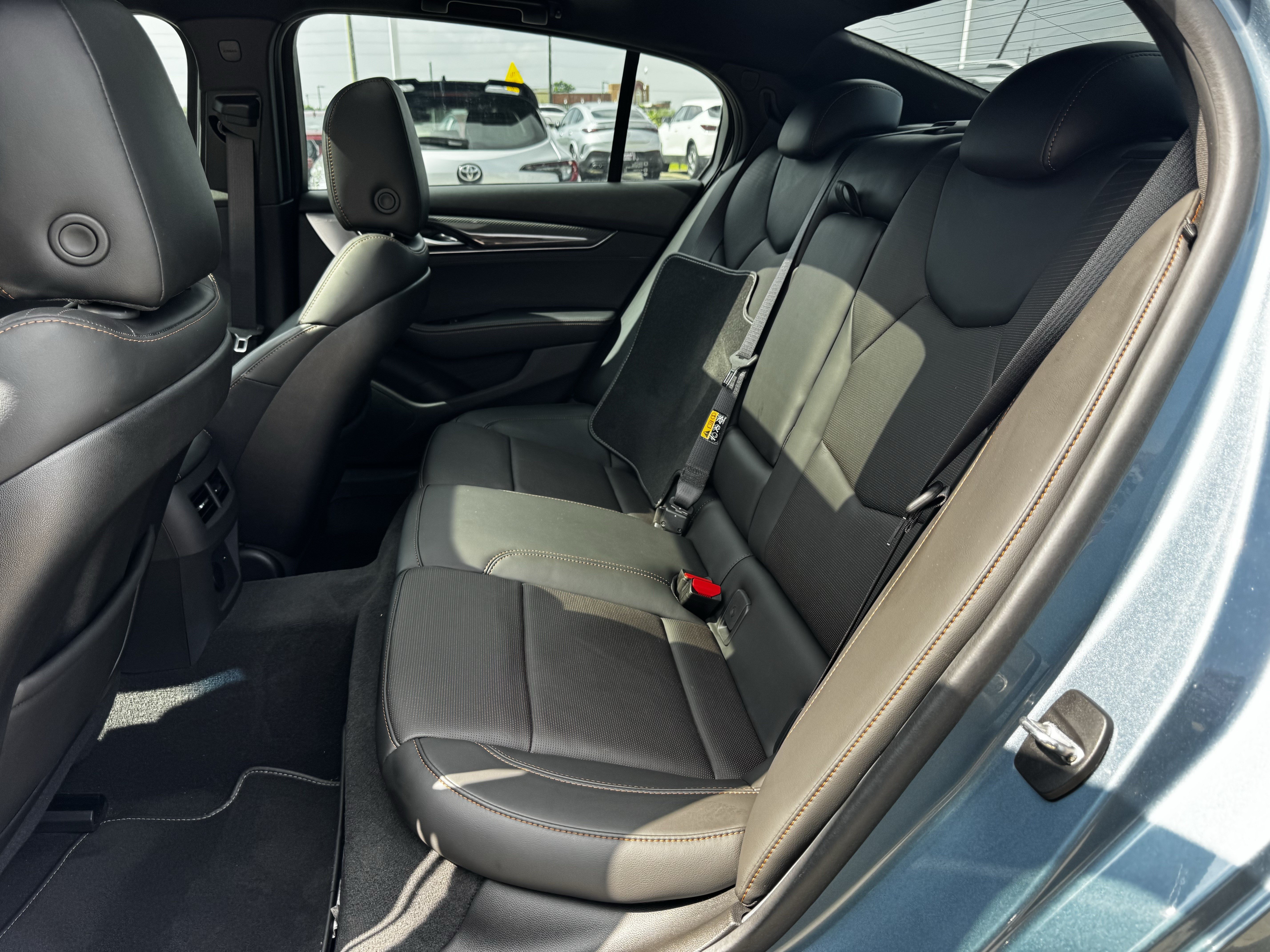 Used 2024 Cadillac CT5 V w/ Premium Package RWD image 30