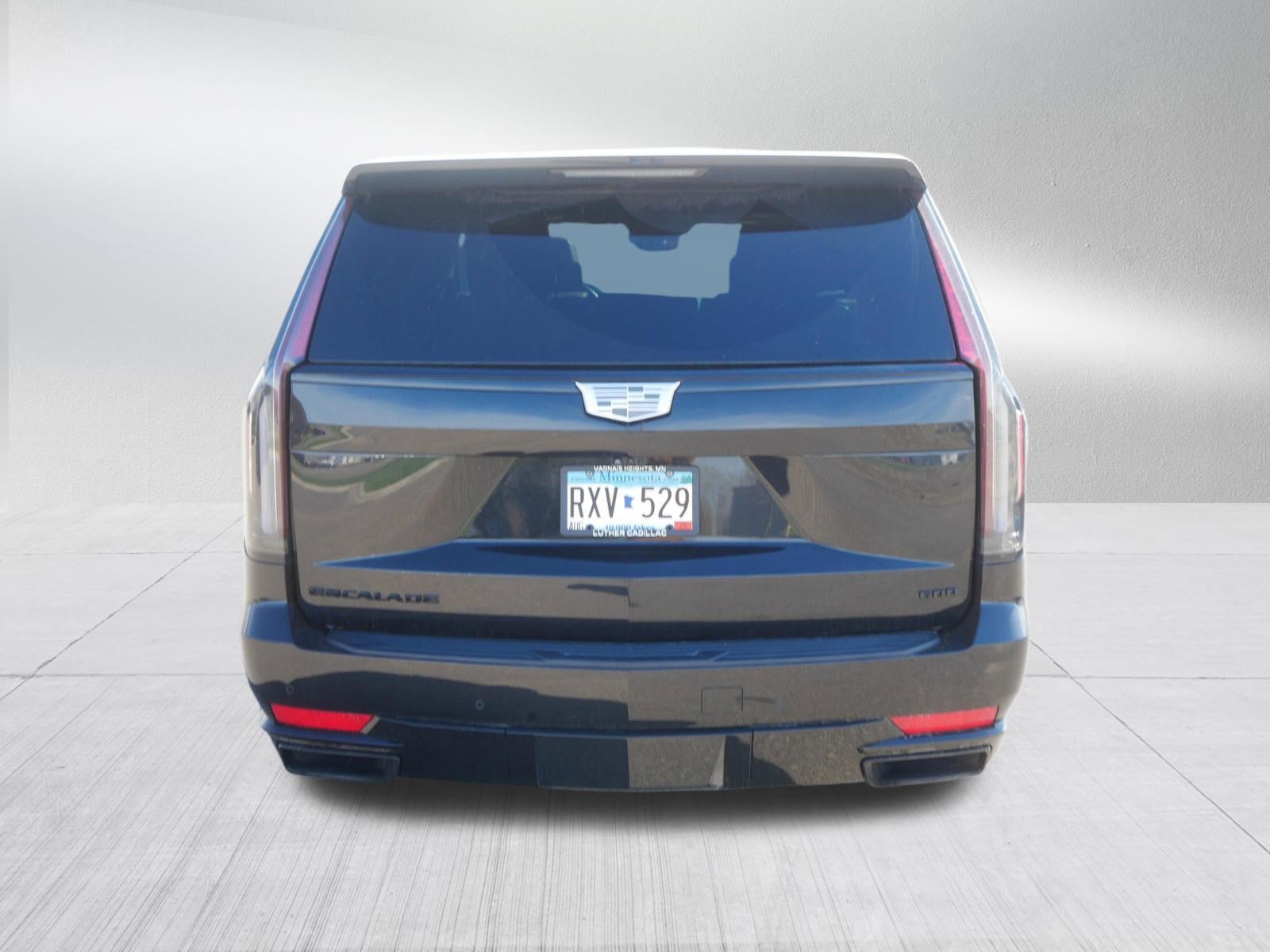 Used 2024 Cadillac Escalade ESV Sport w/ LPO, ONYX Package AWD/4WD image 6