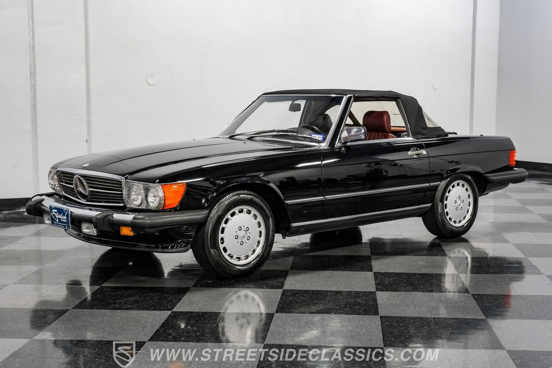 Used 1989 Mercedes-Benz 560 SL image 11