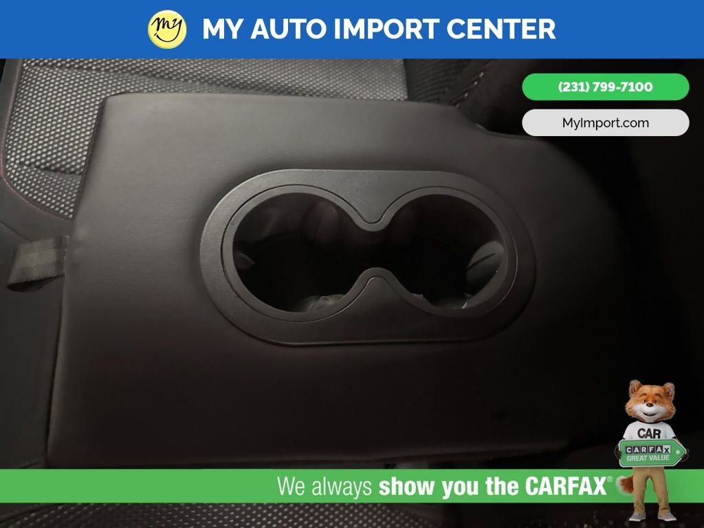 Used 2017 Chevrolet Equinox LT w/ Convenience Package image 24