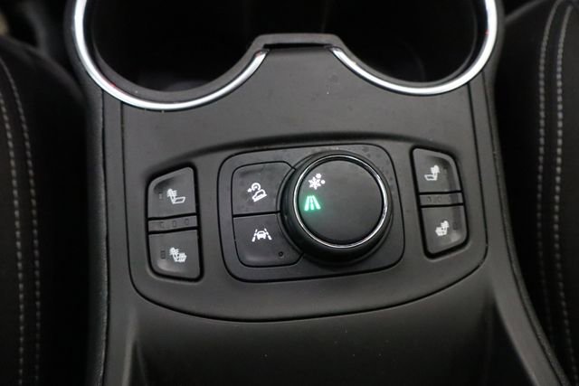 Used 2023 GMC Terrain SLE w/ Driver Convenience Package image 39