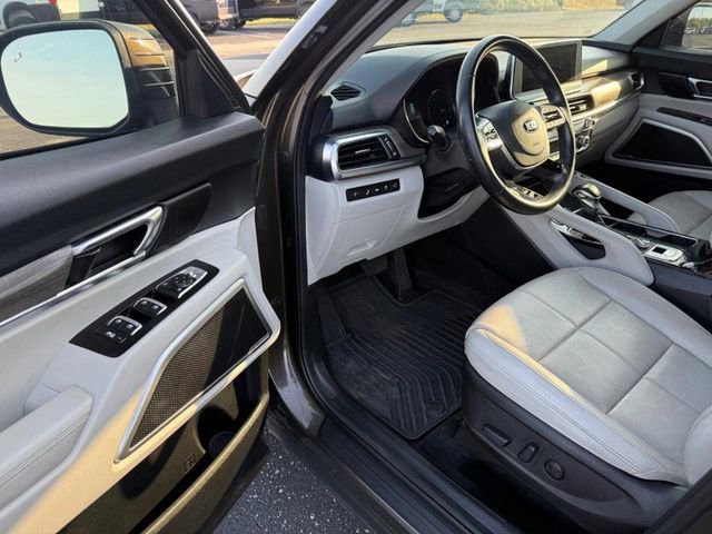 Used 2020 Kia Telluride EX image 19