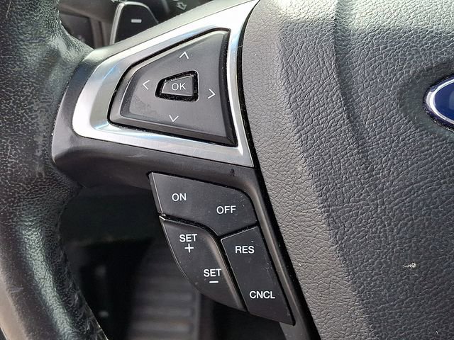 Used 2015 Ford Edge Titanium w/ Equipment Group 301A AWD/4WD image 18