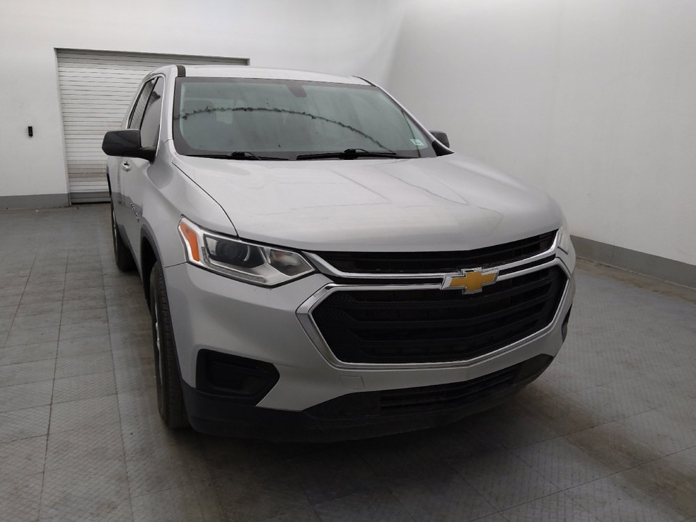 Used 2021 Chevrolet Traverse LS FWD image 13