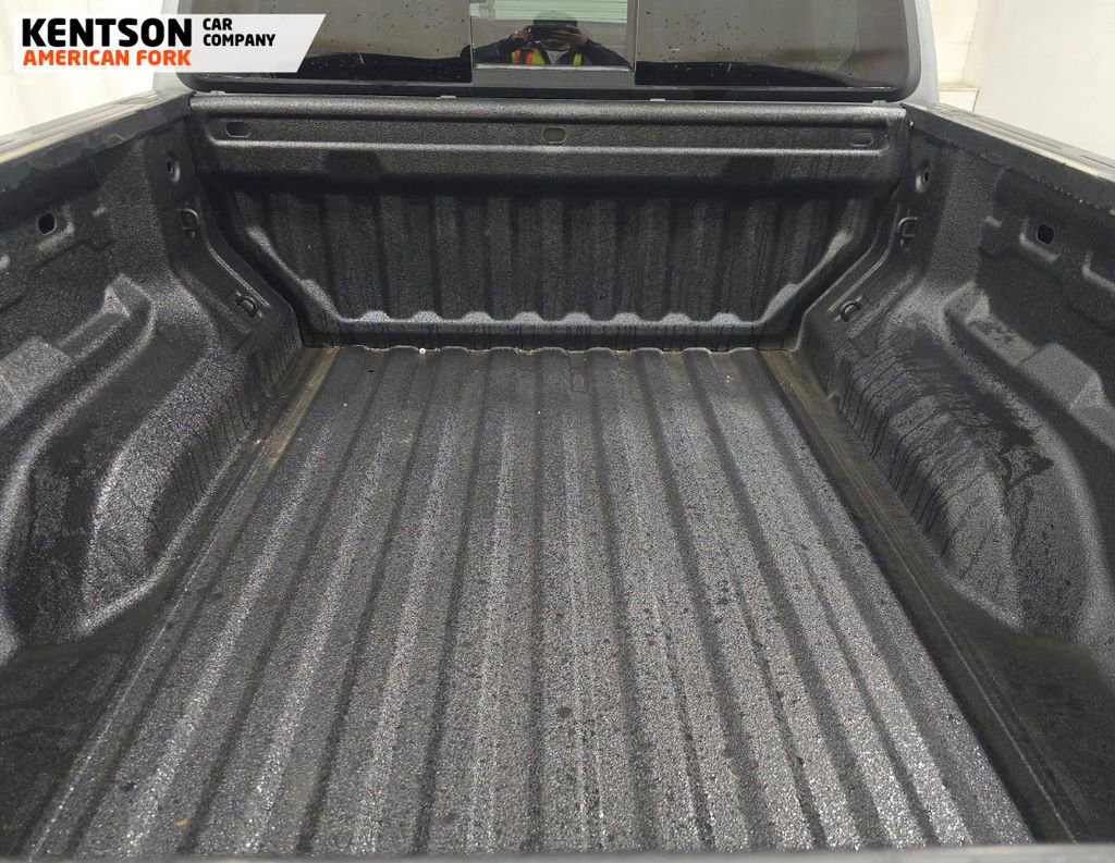 Used 2023 GMC Canyon Elevation w/ Elevation Premium Package image 11